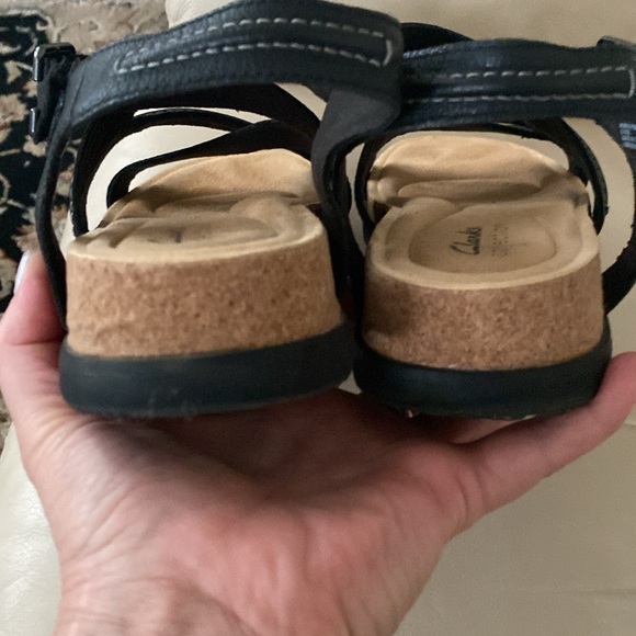 Clark’s Adjustable Leather Ultimate Comfort Sandals Black 9M - Picture 5 of 9